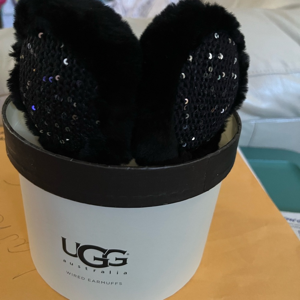UGG Black sequined Earmuffs with Audio Cable